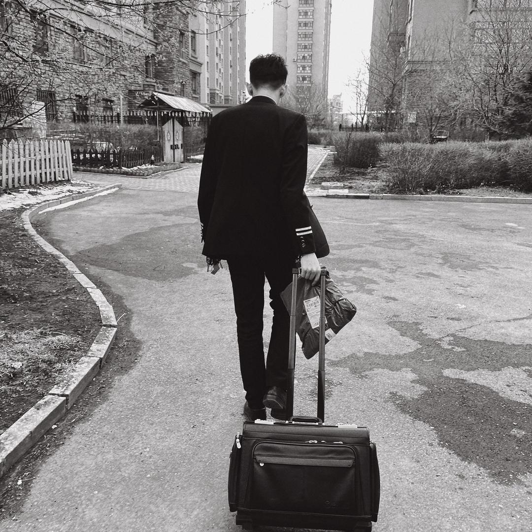 你别动我银钗。