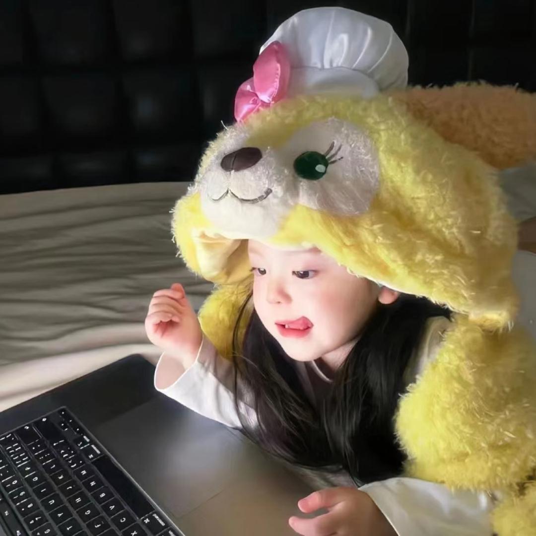 偷摘落水月亮🌙头像
