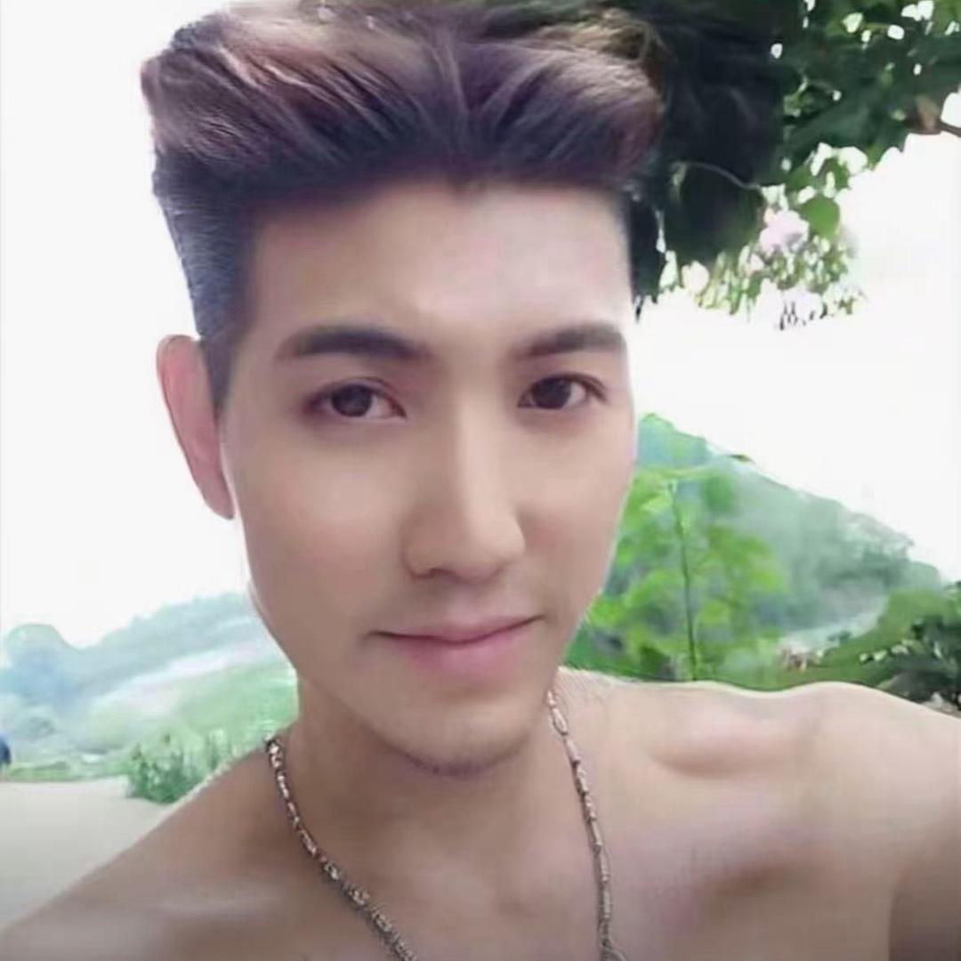 52度的酒，37度的手