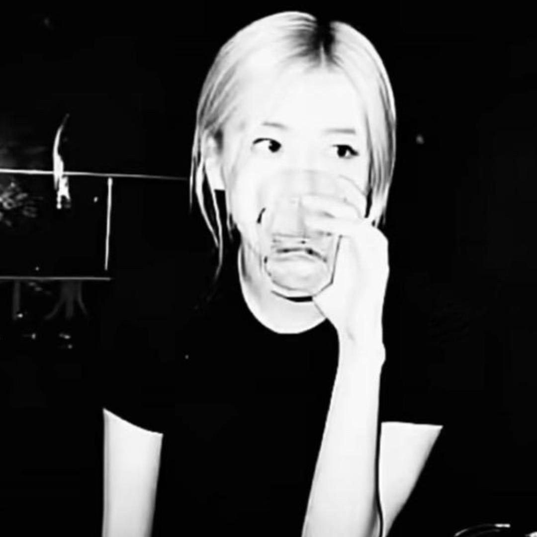 Y  .