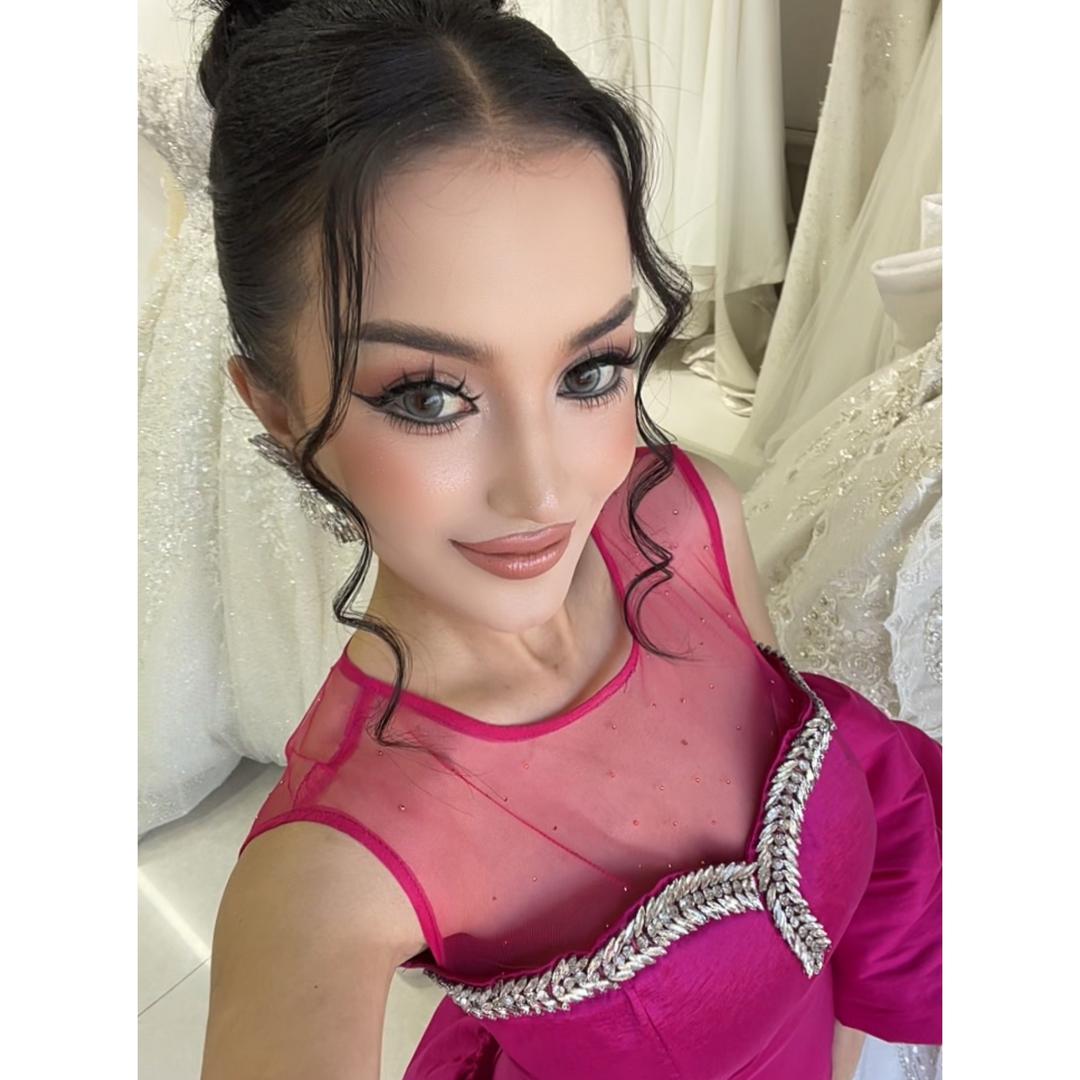 𝓖𝓿𝓵𝔃𝓲𝓻𝓪 ·🦋