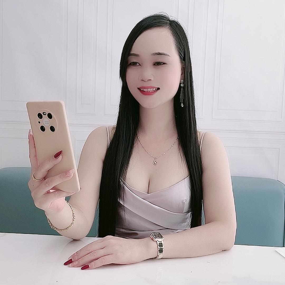 芳芳.