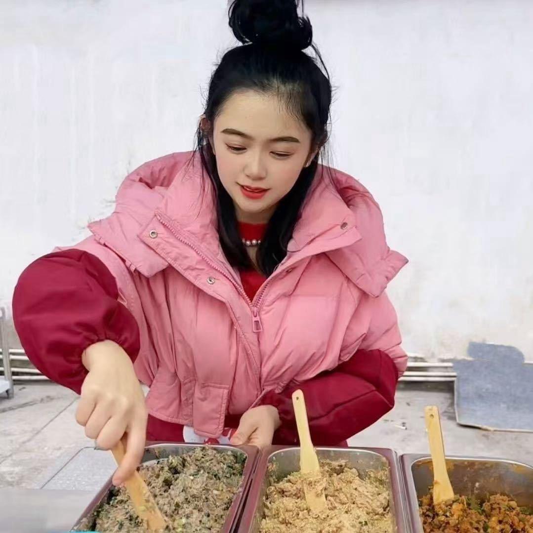 燕子～炒包子