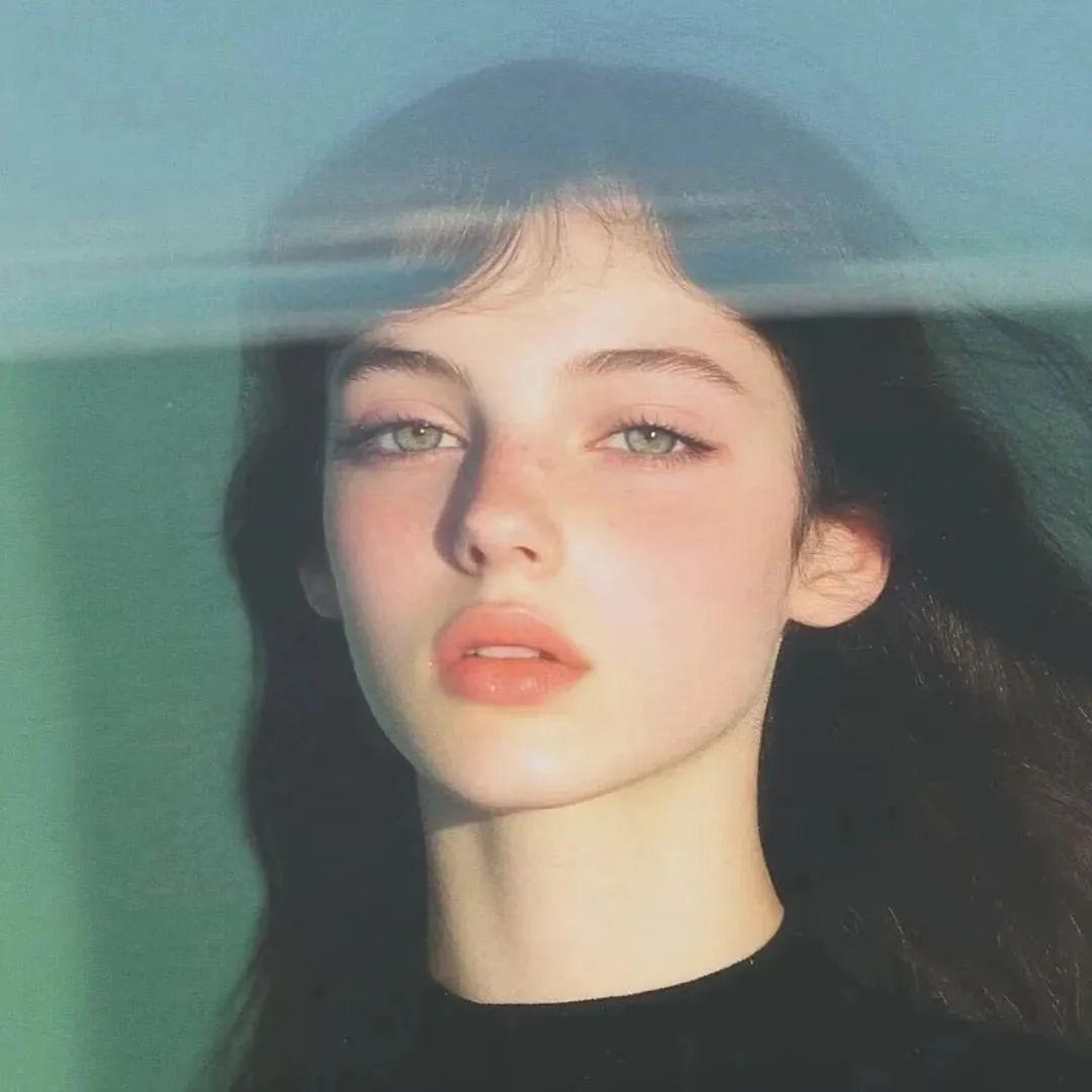 灰.