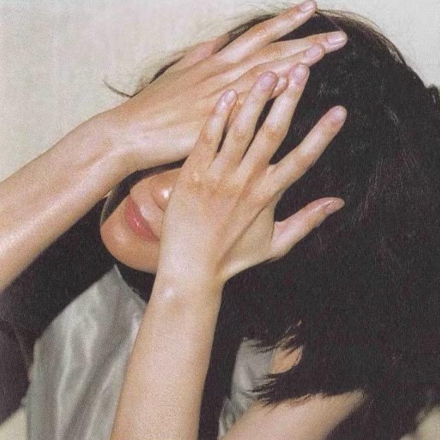 世一菲