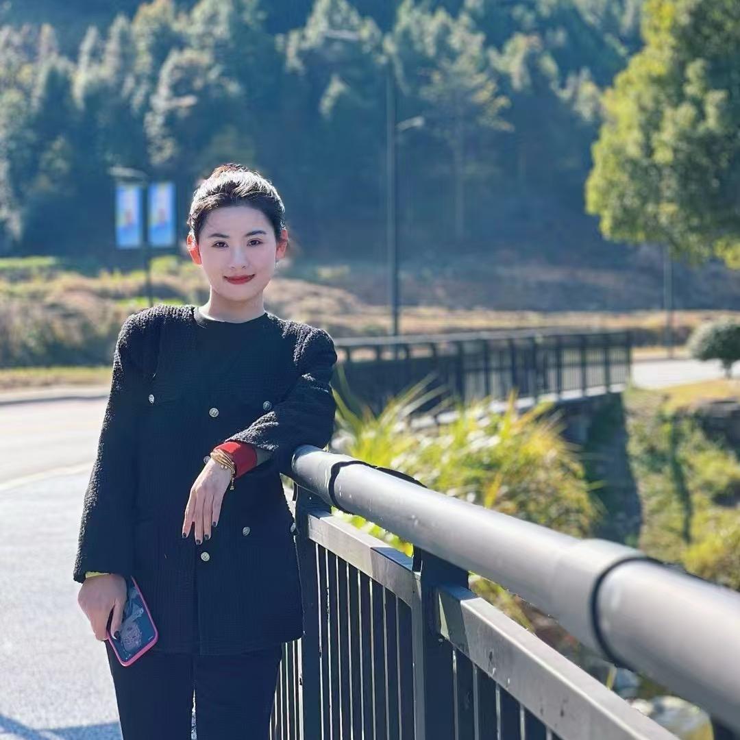 卖羽绒被的伊伊妈🍺