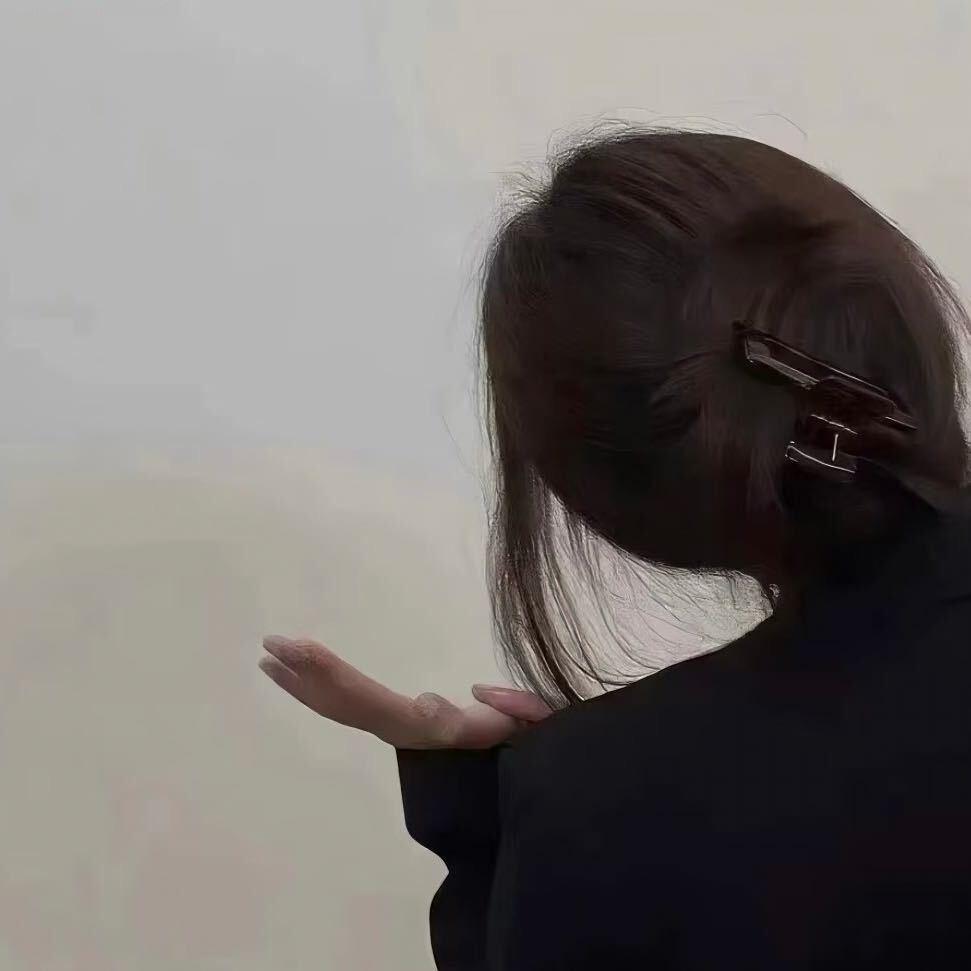 雾散了