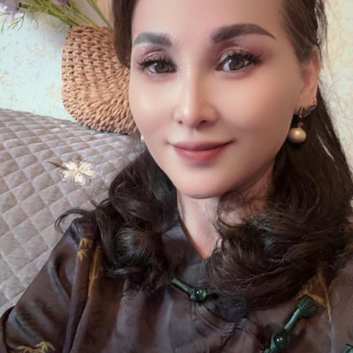 凤凰涅槃  雨花石^