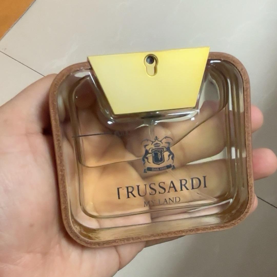 应该多笑笑