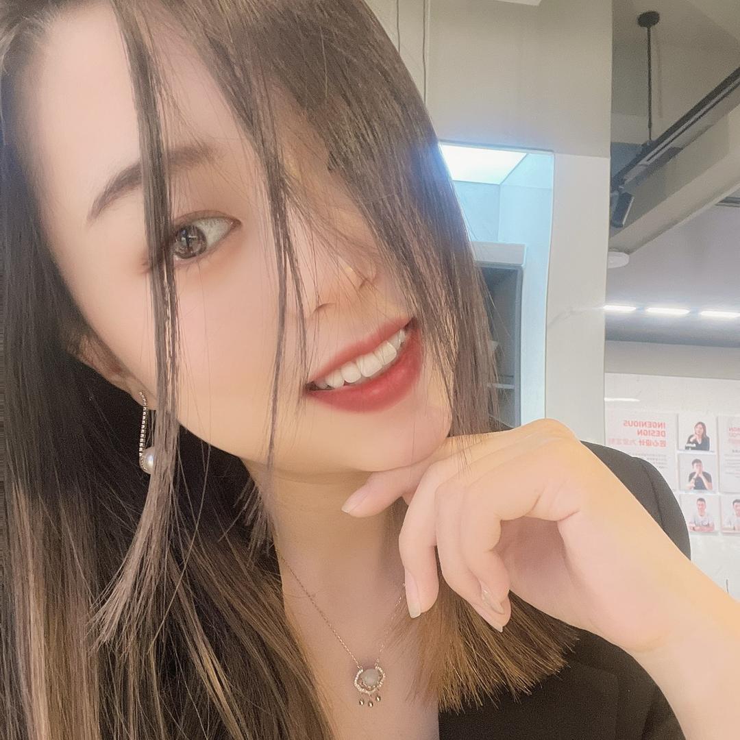 阿芳