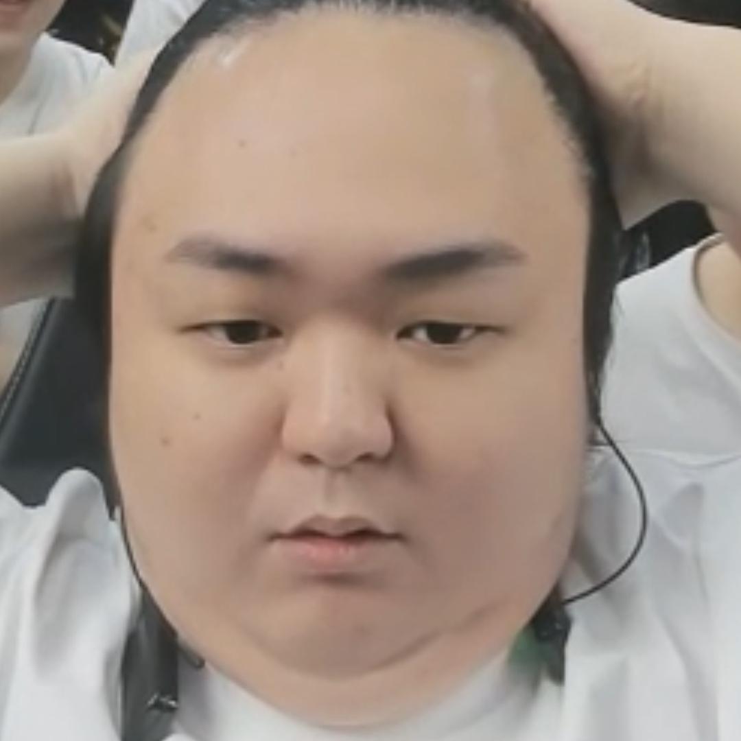 肥🐷记录官（陈伯）