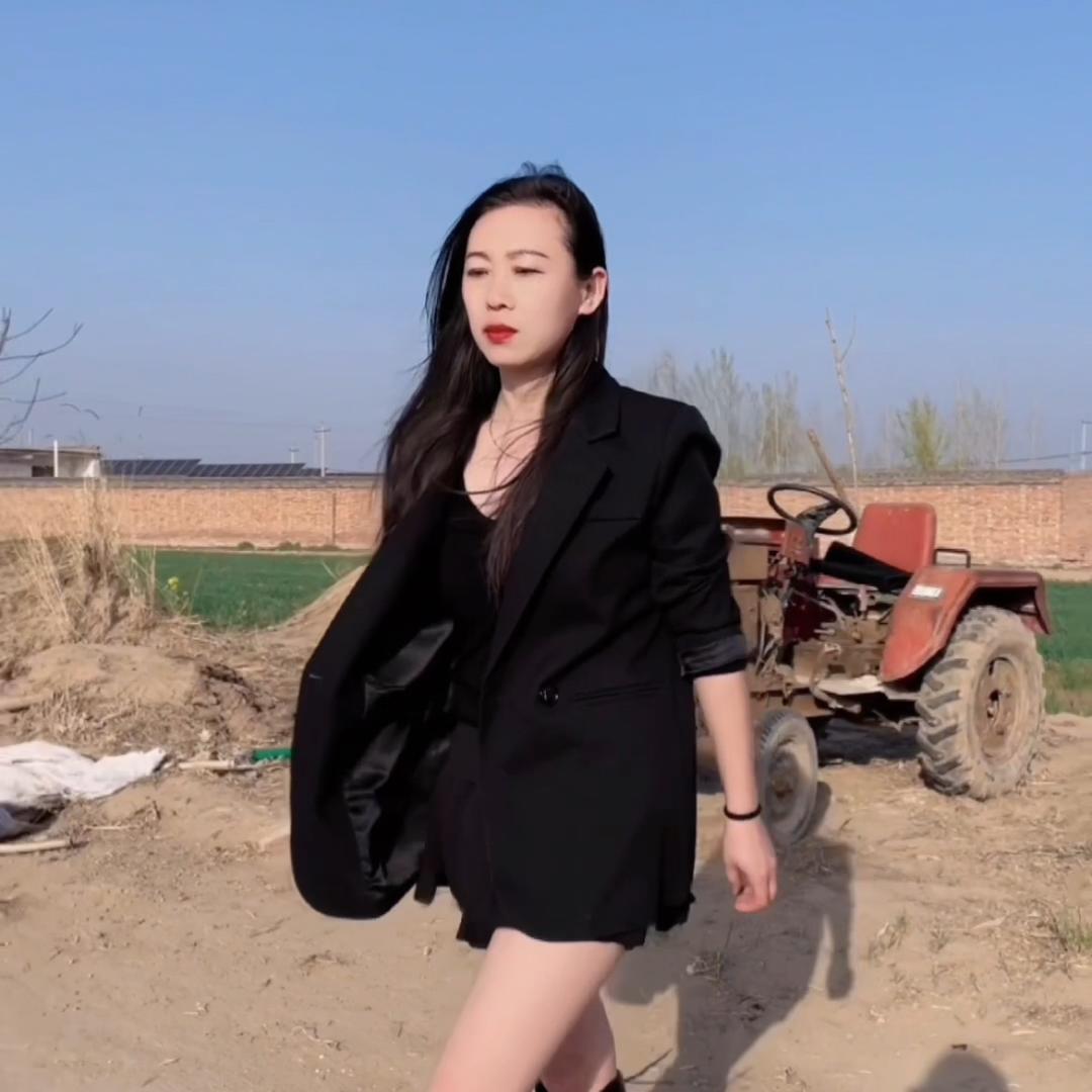 张晓芳-“土地爷”