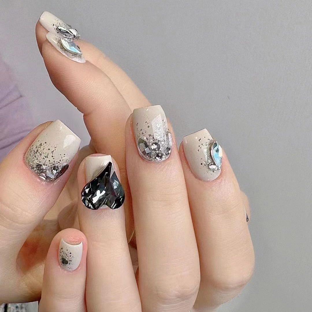 喵吖美甲工作室