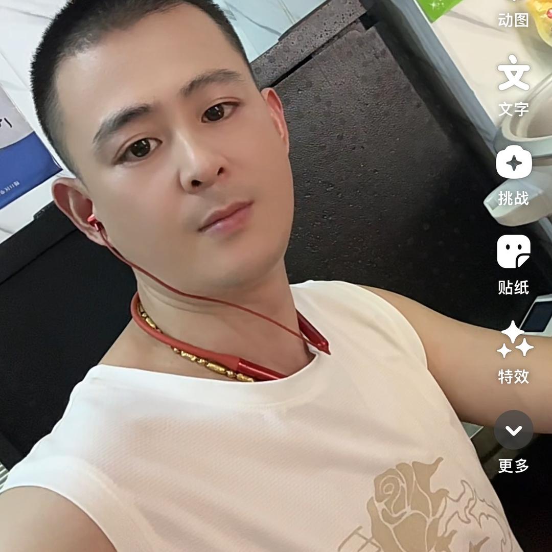 (潜山包子小哥）