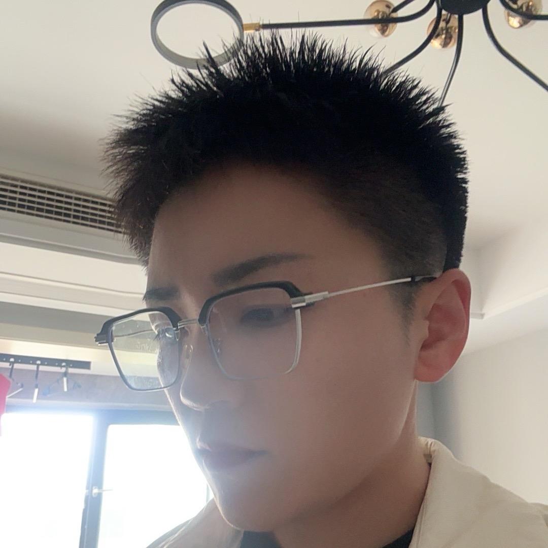 房产 阿慧