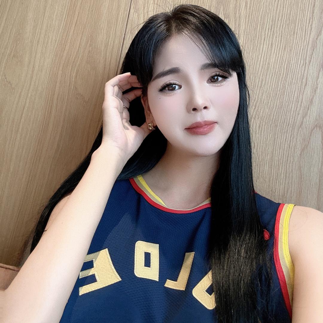 李硕硕
