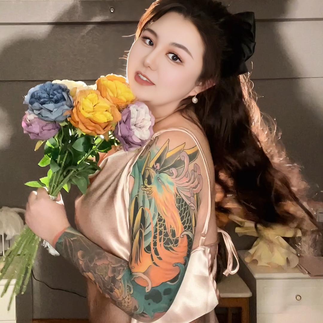 美杜莎大码女装工作室