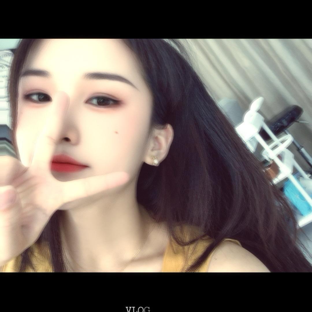 🧡̆̈ ʟ̆̈ᴜ̆̈ᴄ̆̈ᴋ̆̈ʏ̆̈