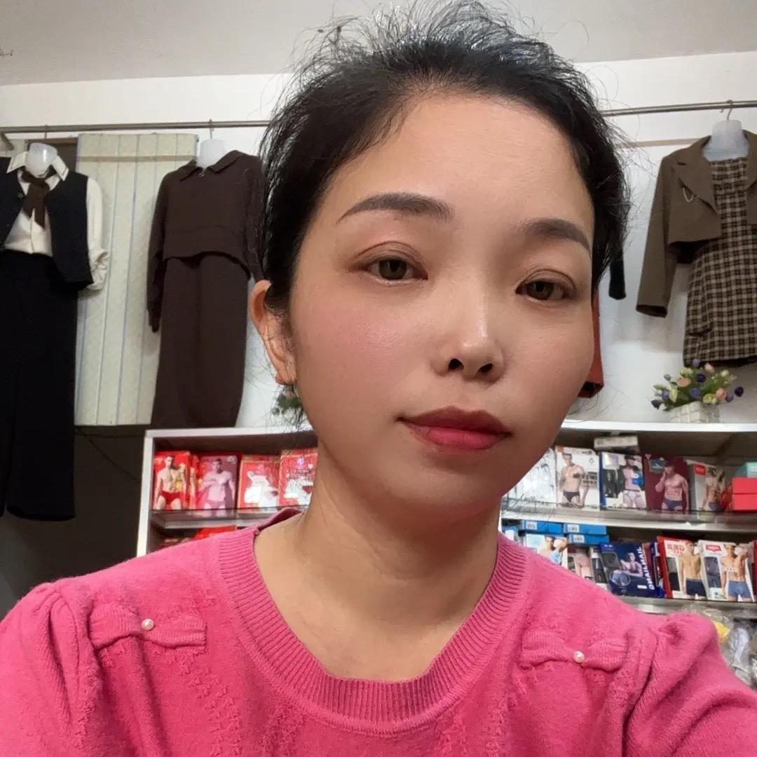仟亿服饰