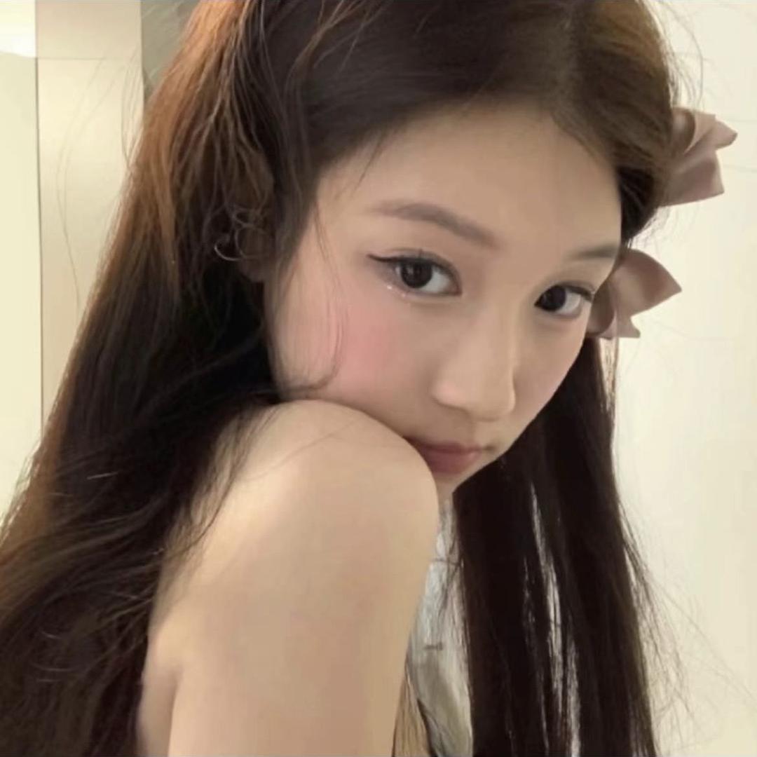 ¹个普通的美女