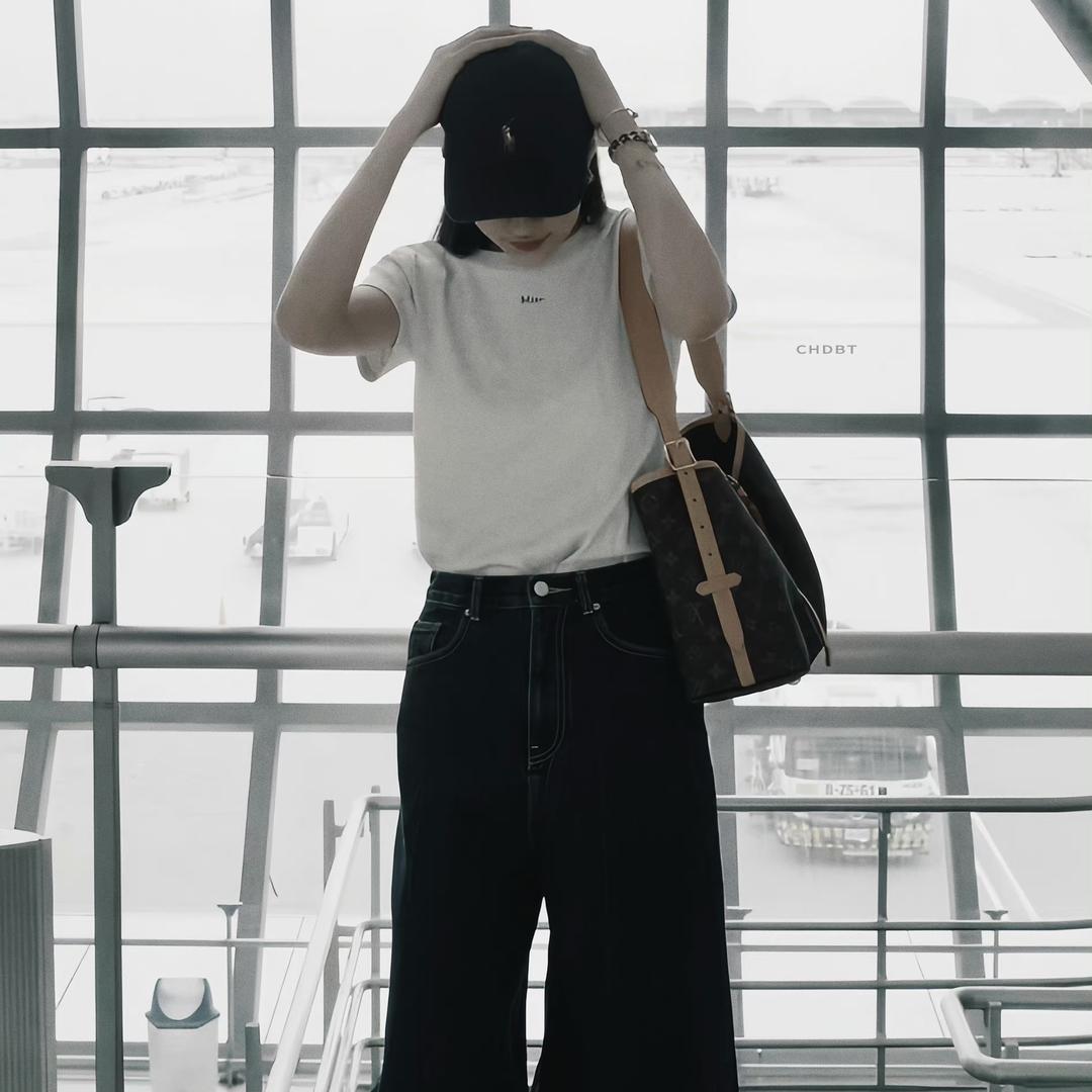 ـ ☯︎            南墙