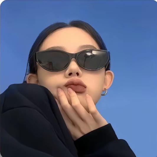 小桐.