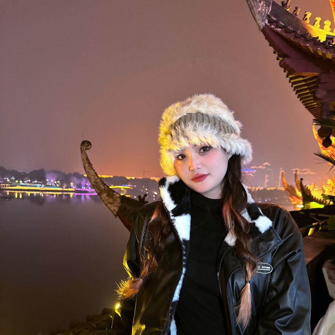 德阳市华艺学校kk老师