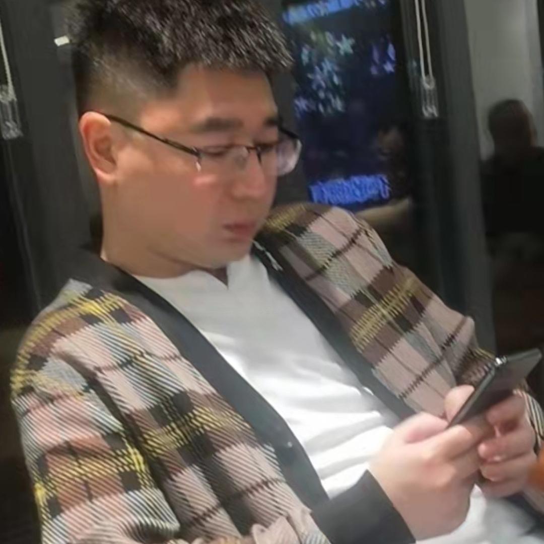 阿伟