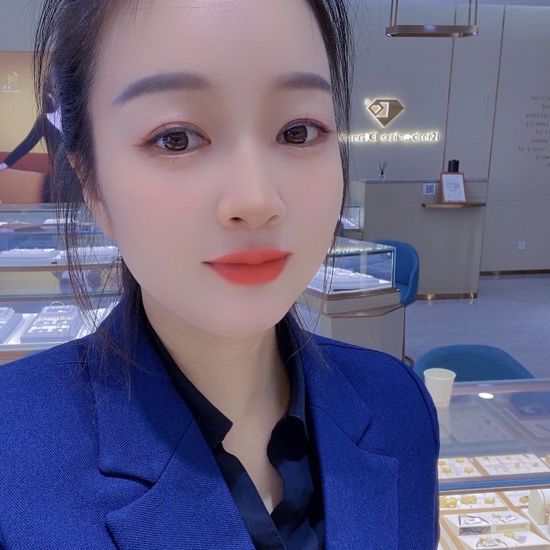 WANG  XIAO(˵¯͒〰¯͒˵)