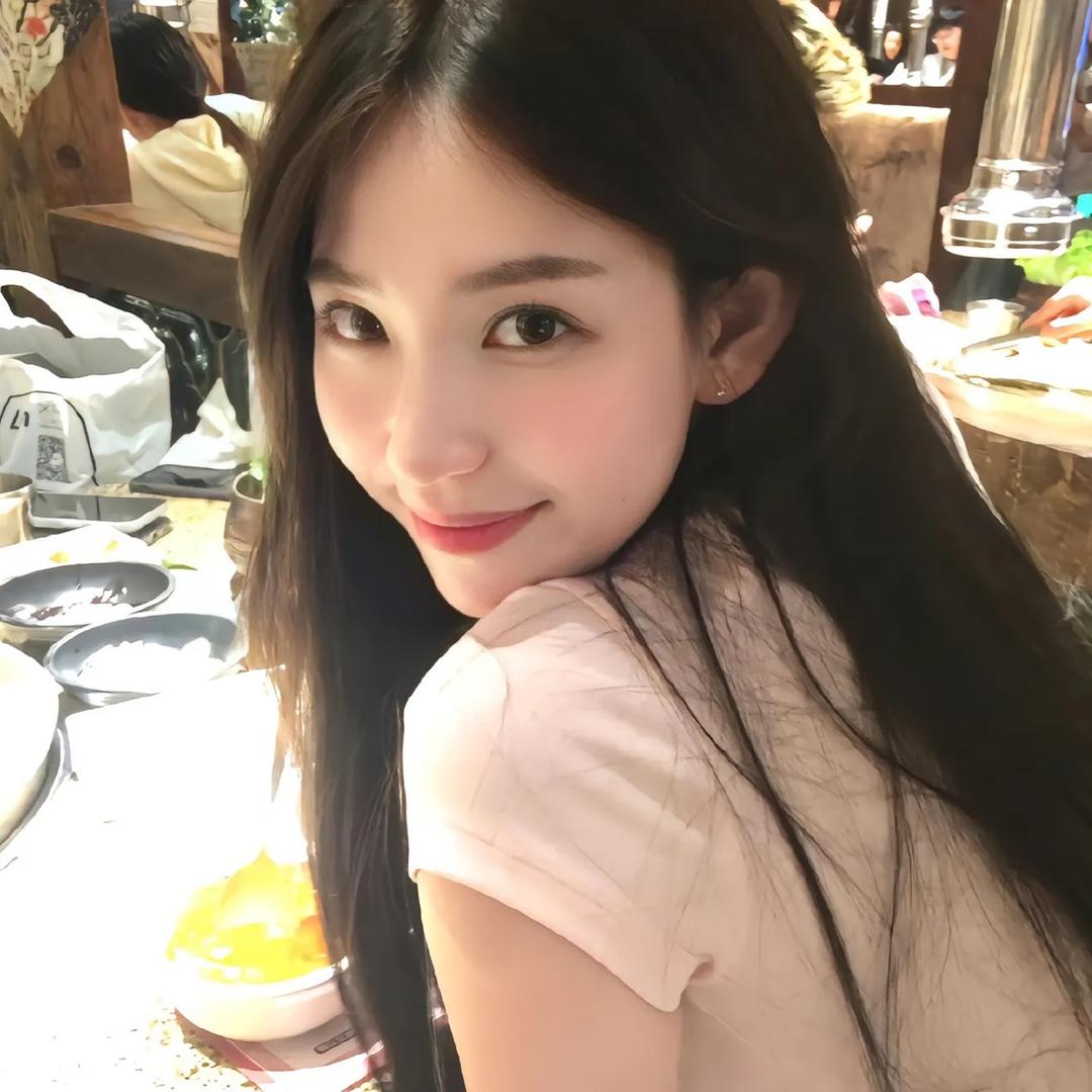 坐夏树的奔驰
