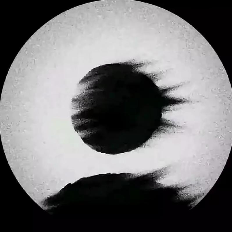 她总胃疼还爱哭