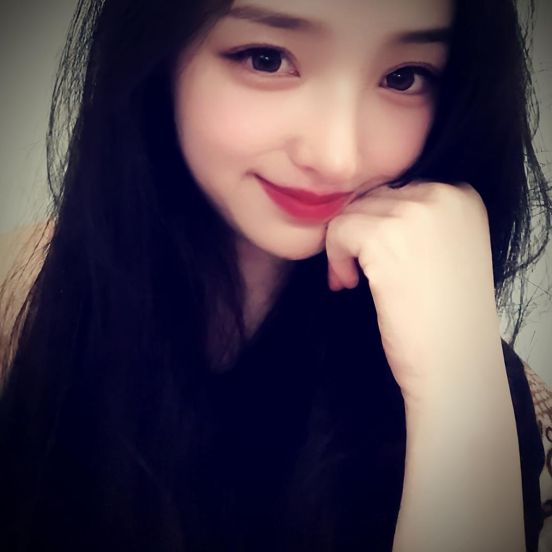 就叫猫猫吧。