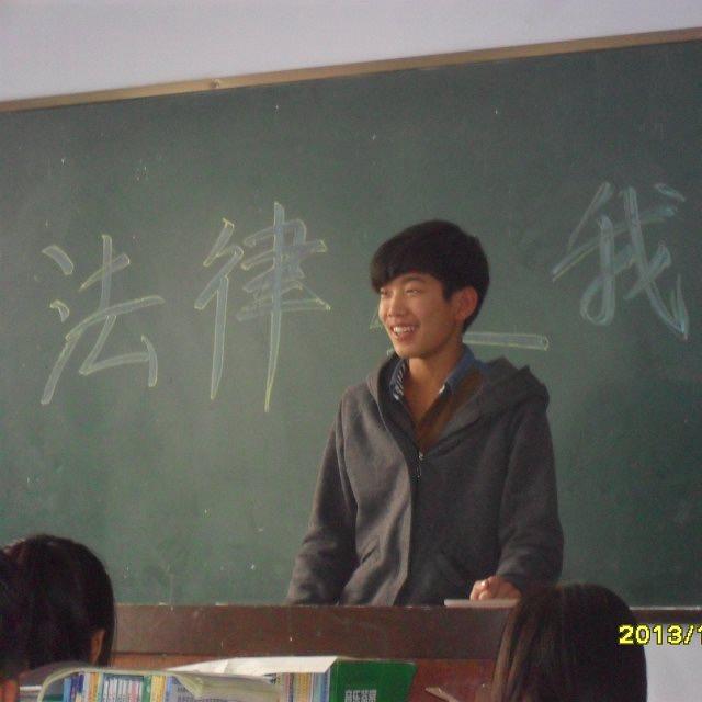 ：周昊