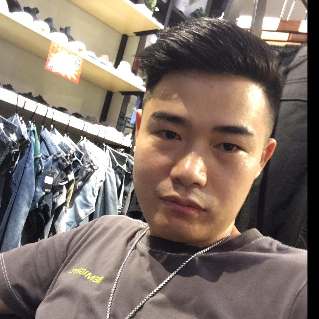 董先生