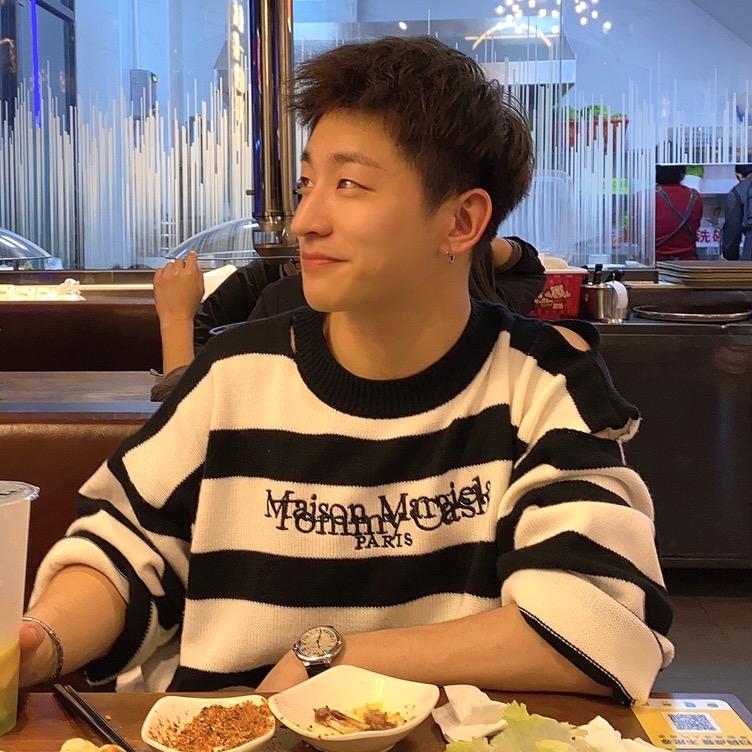 厦门短发小王子艾伦 Alan