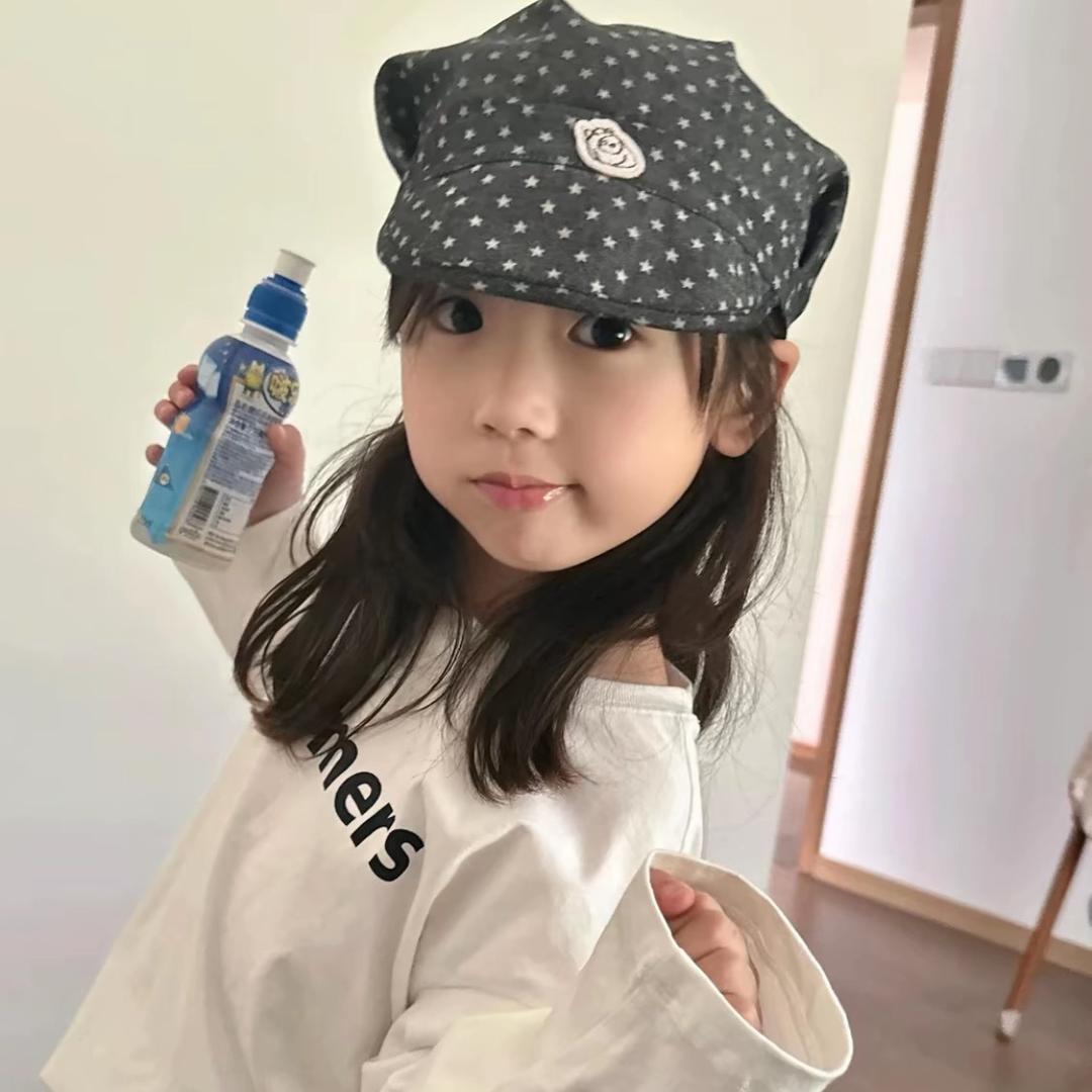 朱朱.