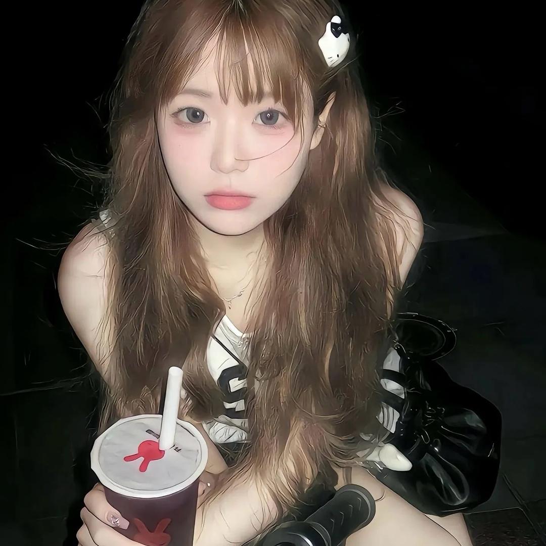¥
