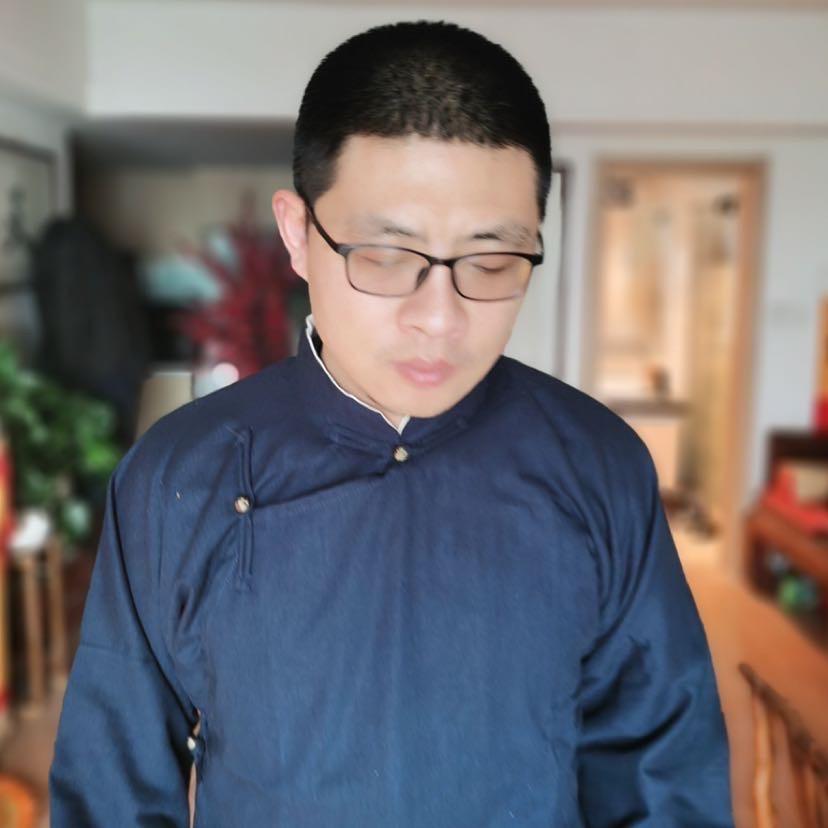 明德先生