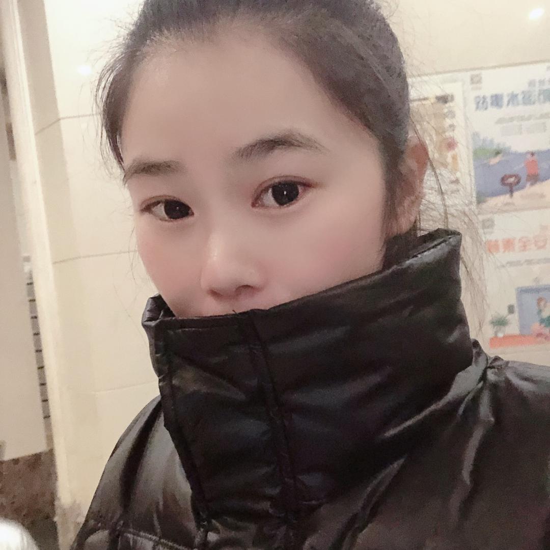 掉牙的小仙女🧚‍♀️