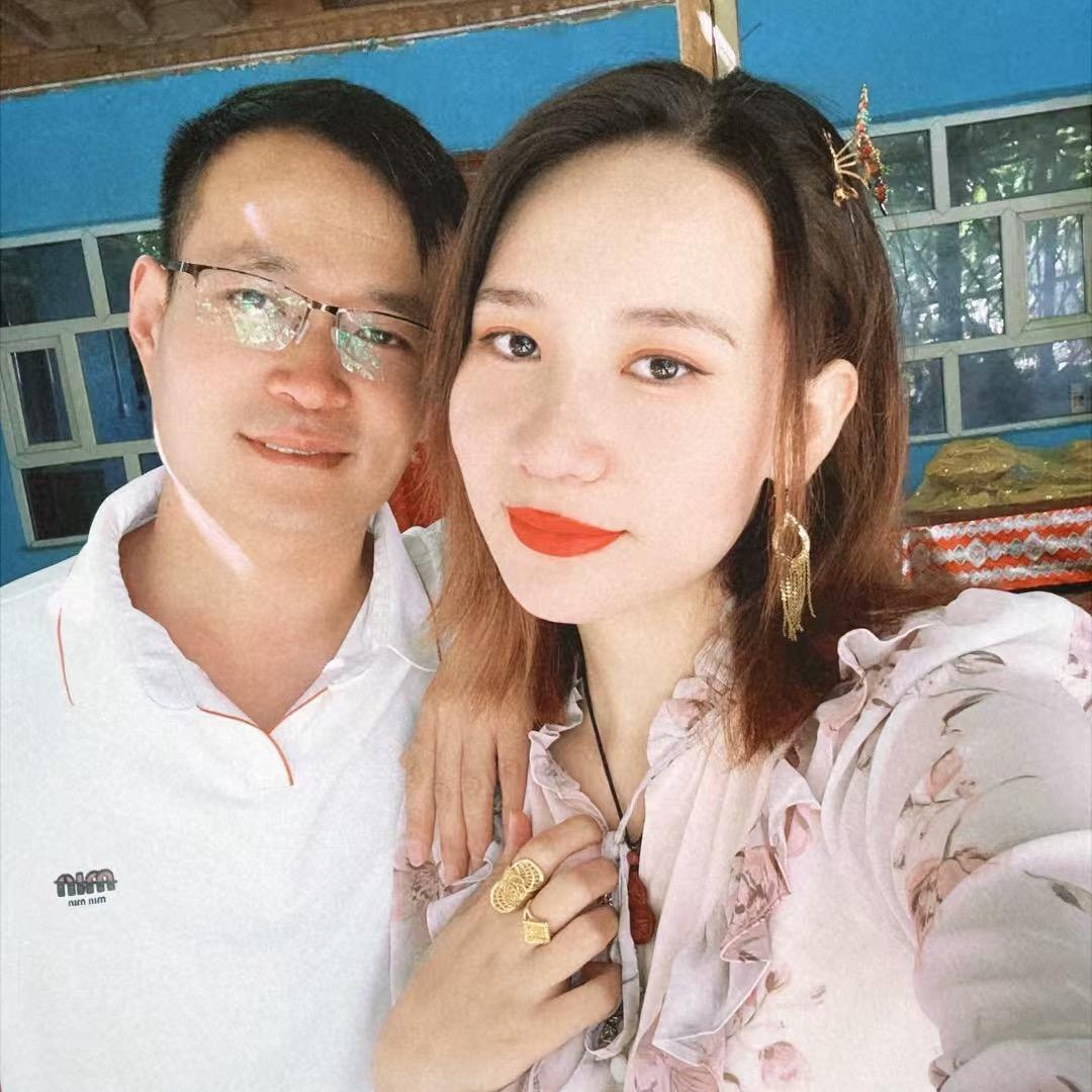 陈老师一家（维汉夫妻）