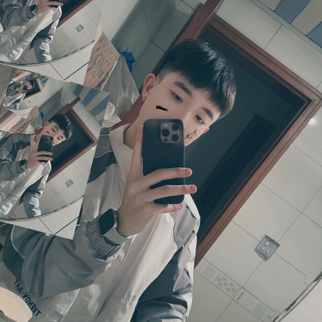阿柒.