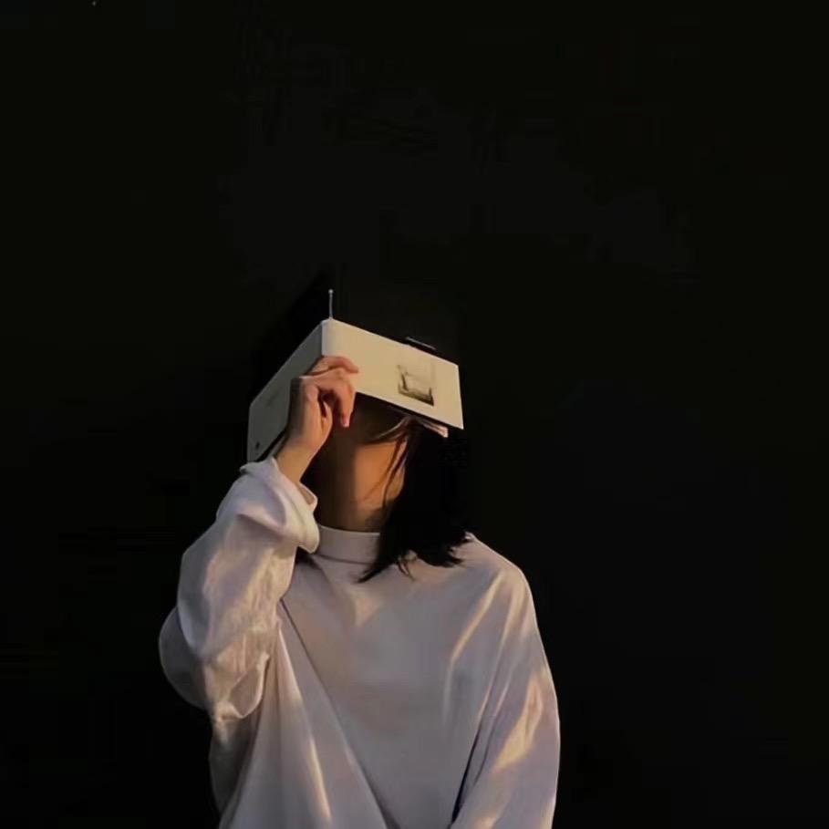 _满城尽是李承欢.