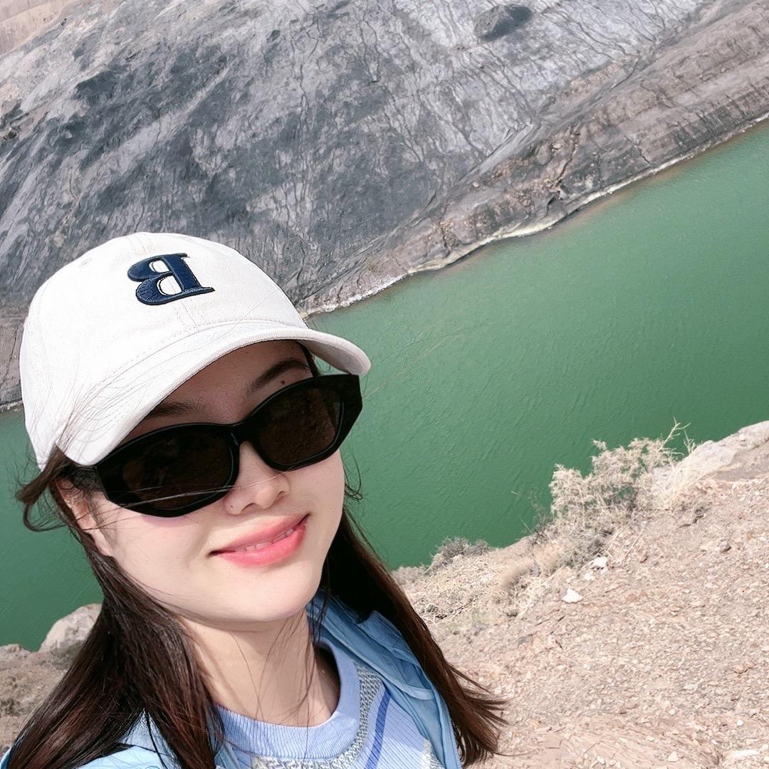 海底月是天上月