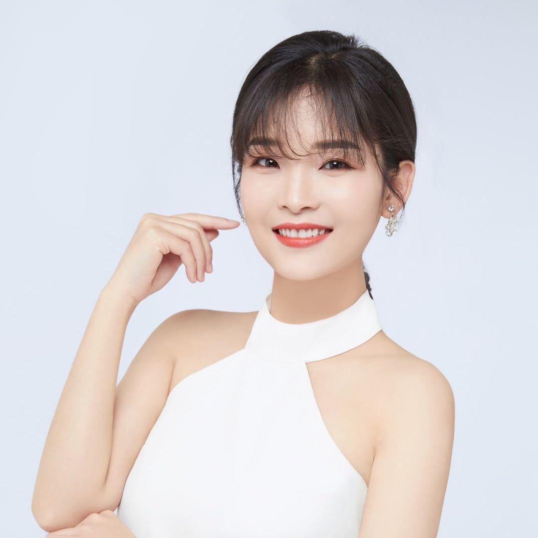 慕予清女装