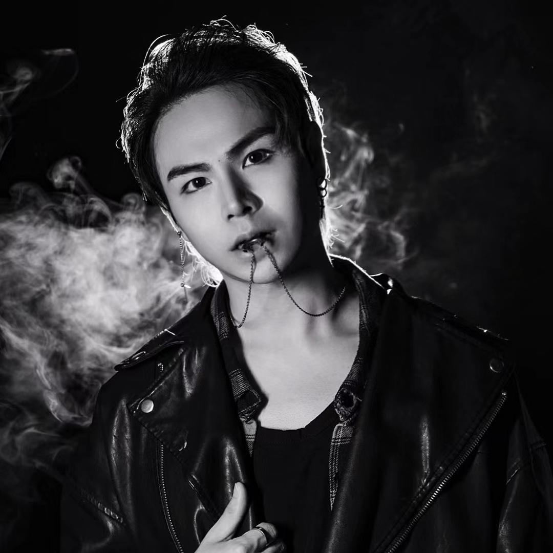 小蔡不菜哦