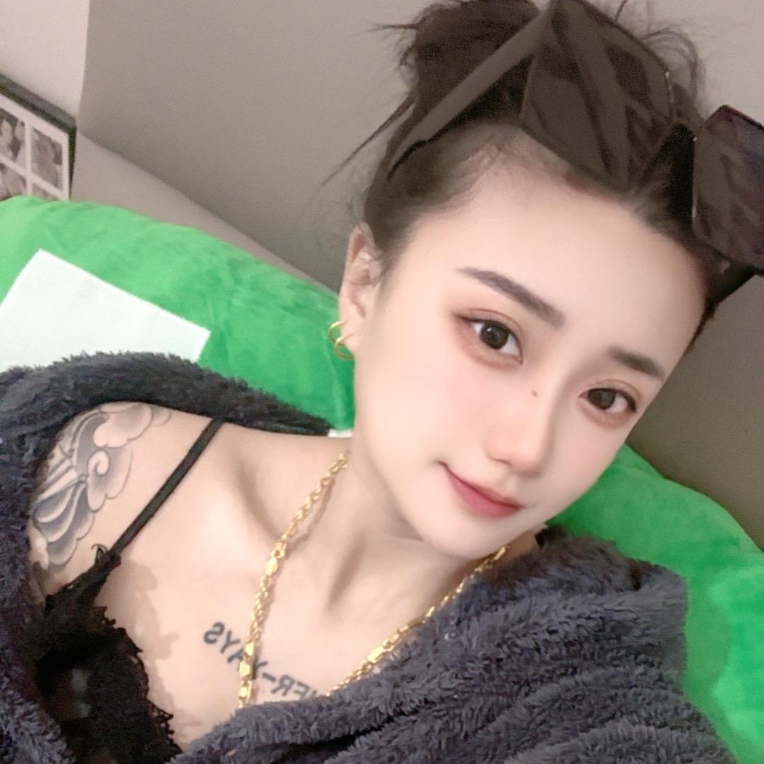 ℳ 黄：huvang* ℳ