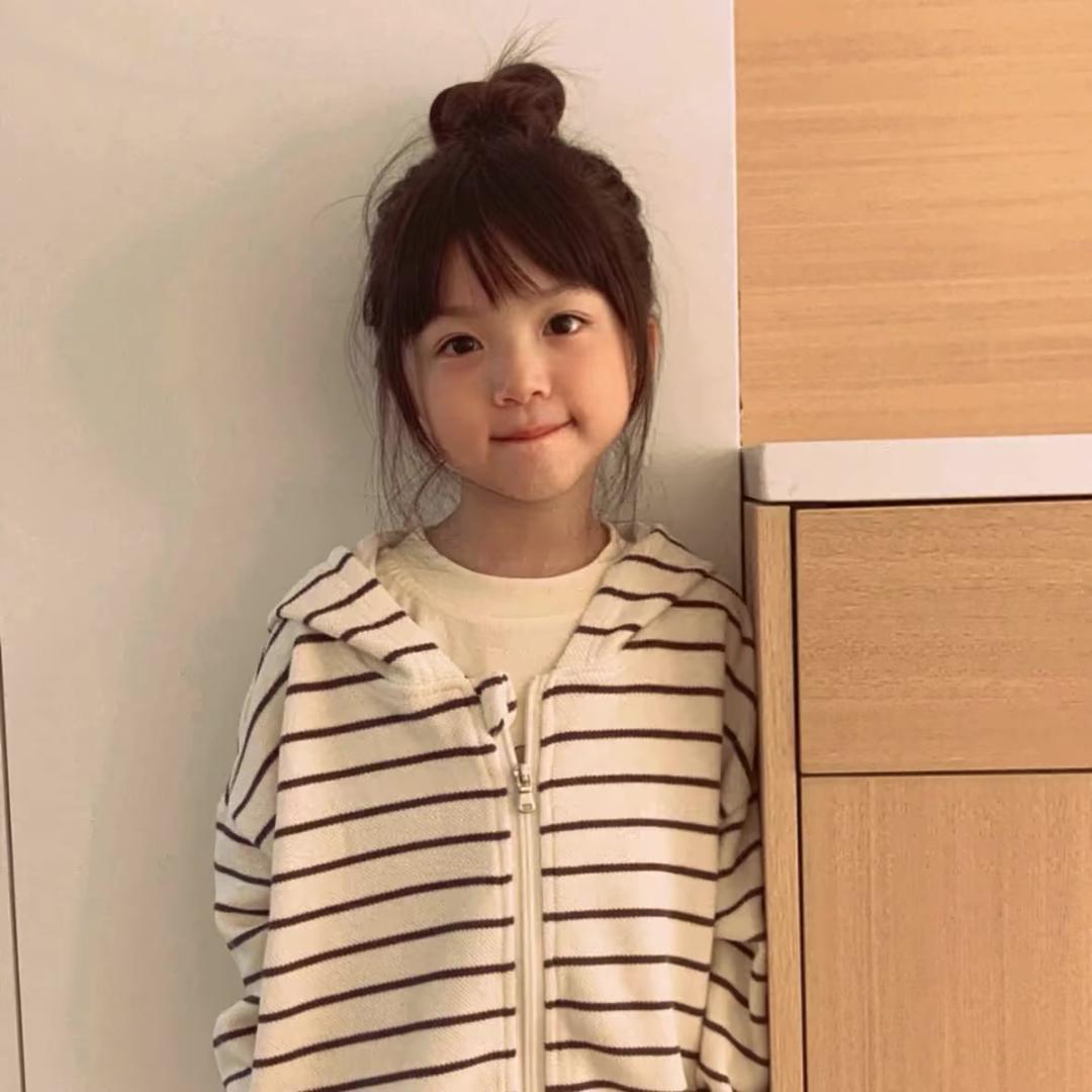 姝.