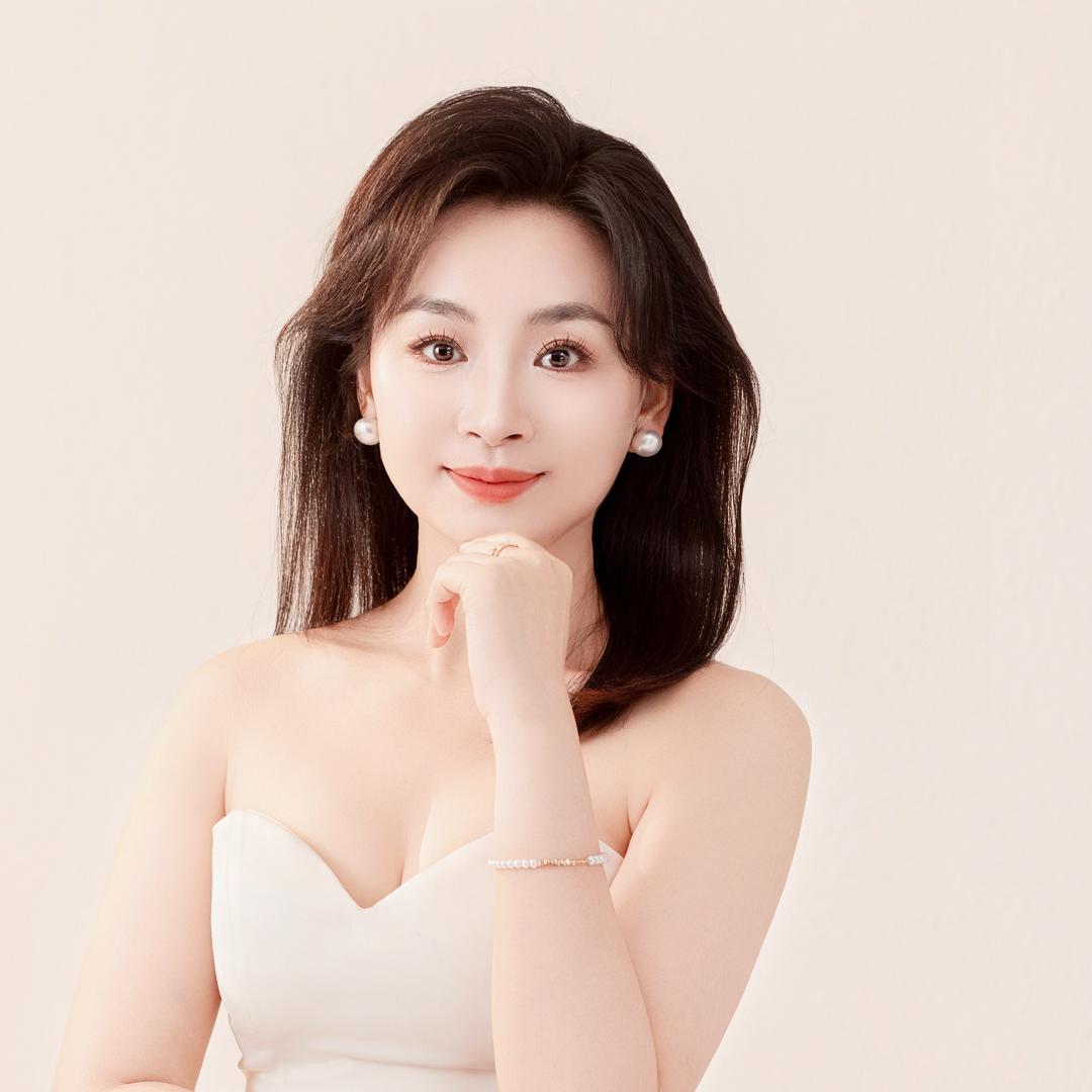柚亭子(发光的肌肤)