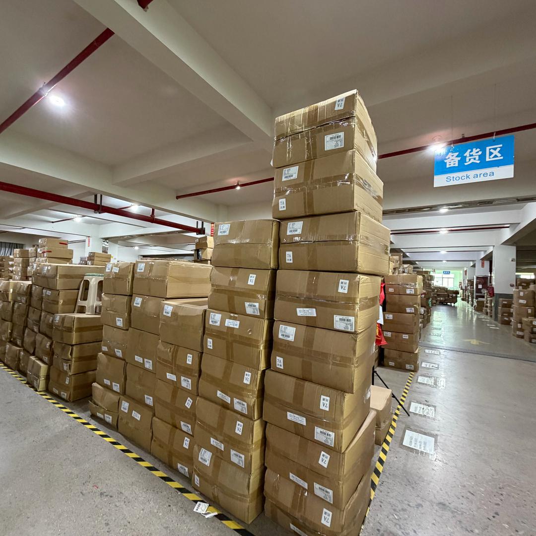 保暖品牌服装（工厂清仓）