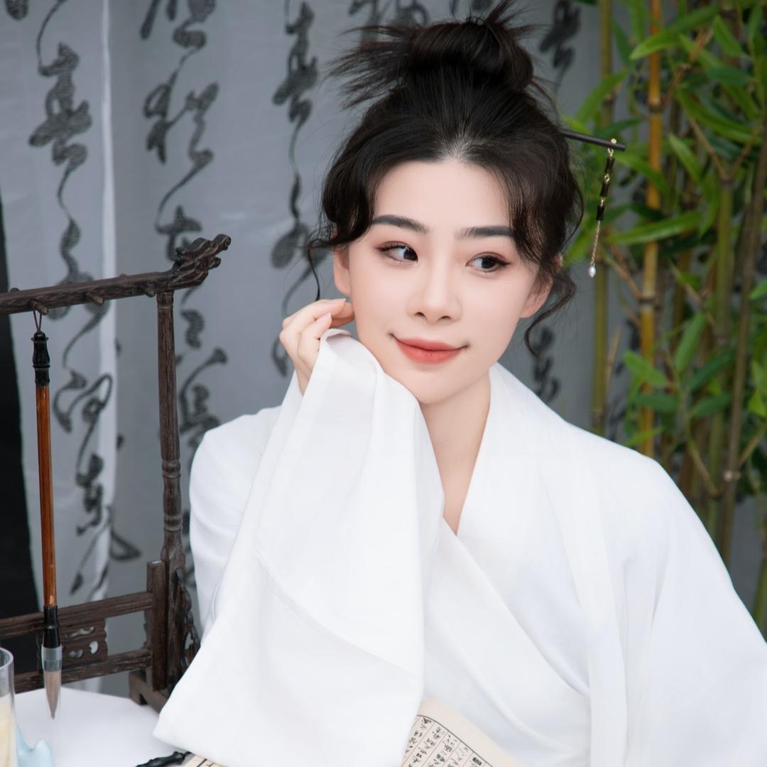 墨青【山与石居】